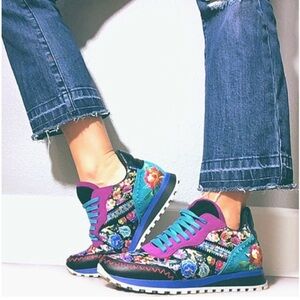 Johnny Was Keya Combo Embroidered Floral Sneakers size 38/7.5